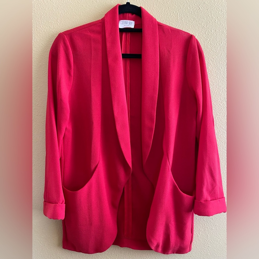 Red Blazer. As seen on West Desperado.